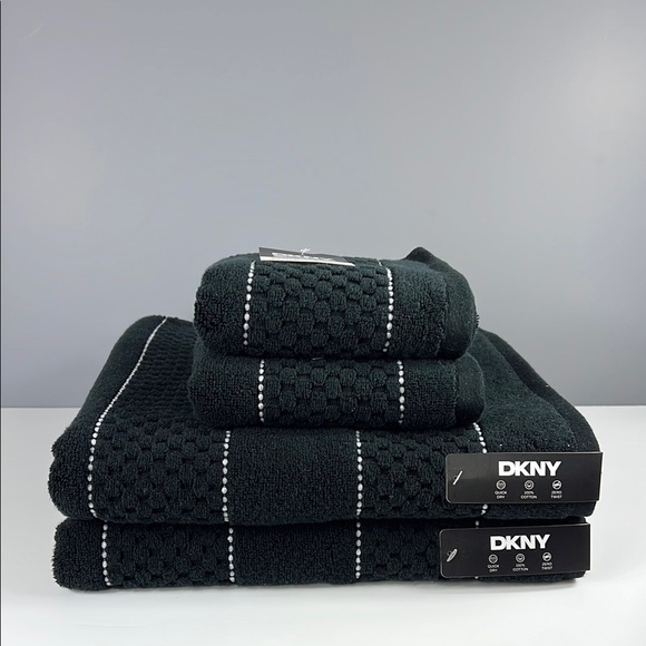 DKNY Bath Towel Set Black White Stripe 100% Cotton Super Soft 4 Pc Set NEW - Picture 1 of 7